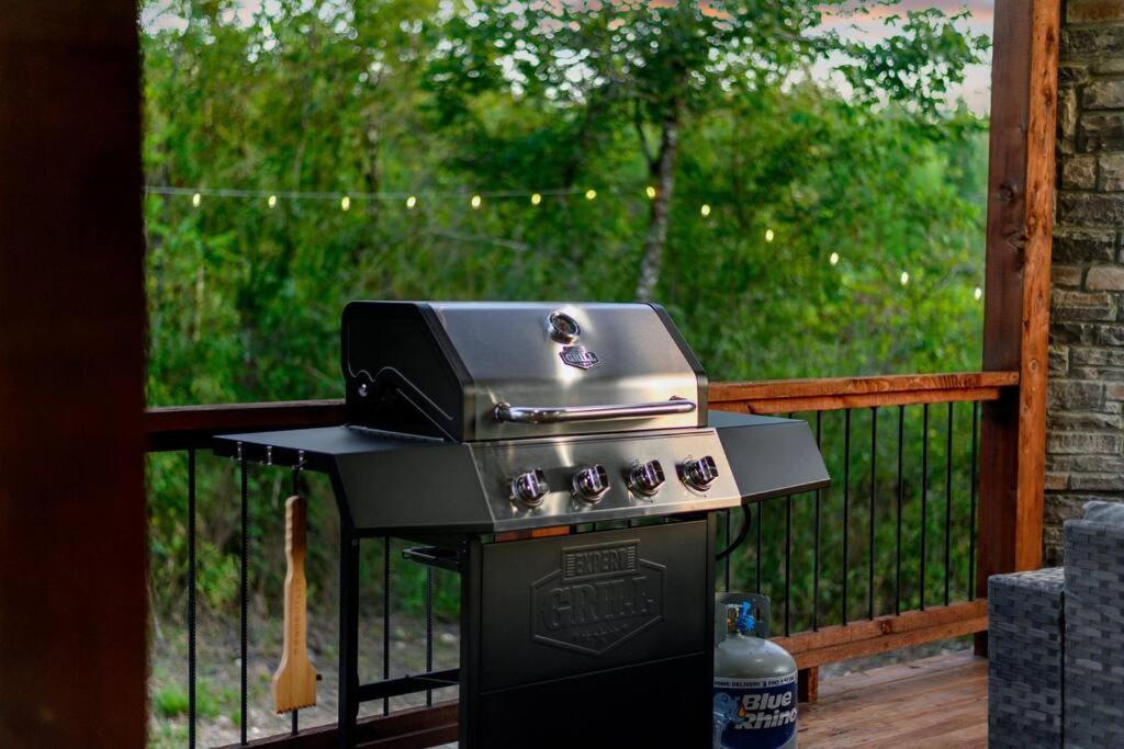 Under The Stars - Secluded, Hot Tub, Firepit, Games Villa Broken Bow Eksteriør billede