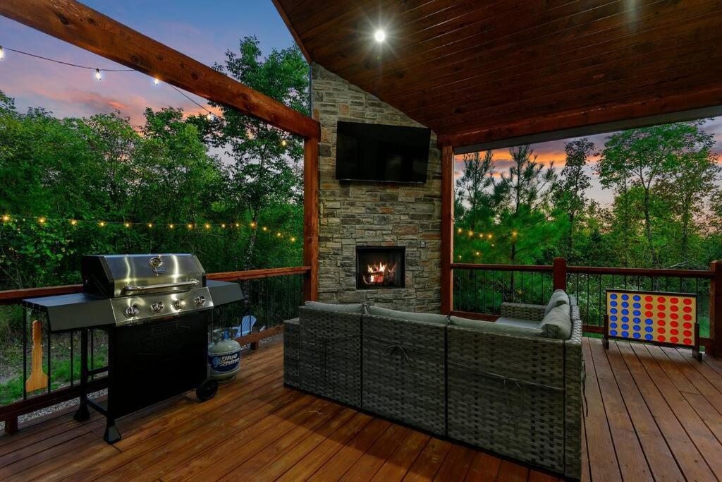 Under The Stars - Secluded, Hot Tub, Firepit, Games Villa Broken Bow Eksteriør billede