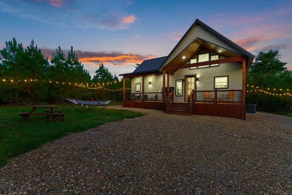 Under The Stars - Secluded, Hot Tub, Firepit, Games Villa Broken Bow Eksteriør billede