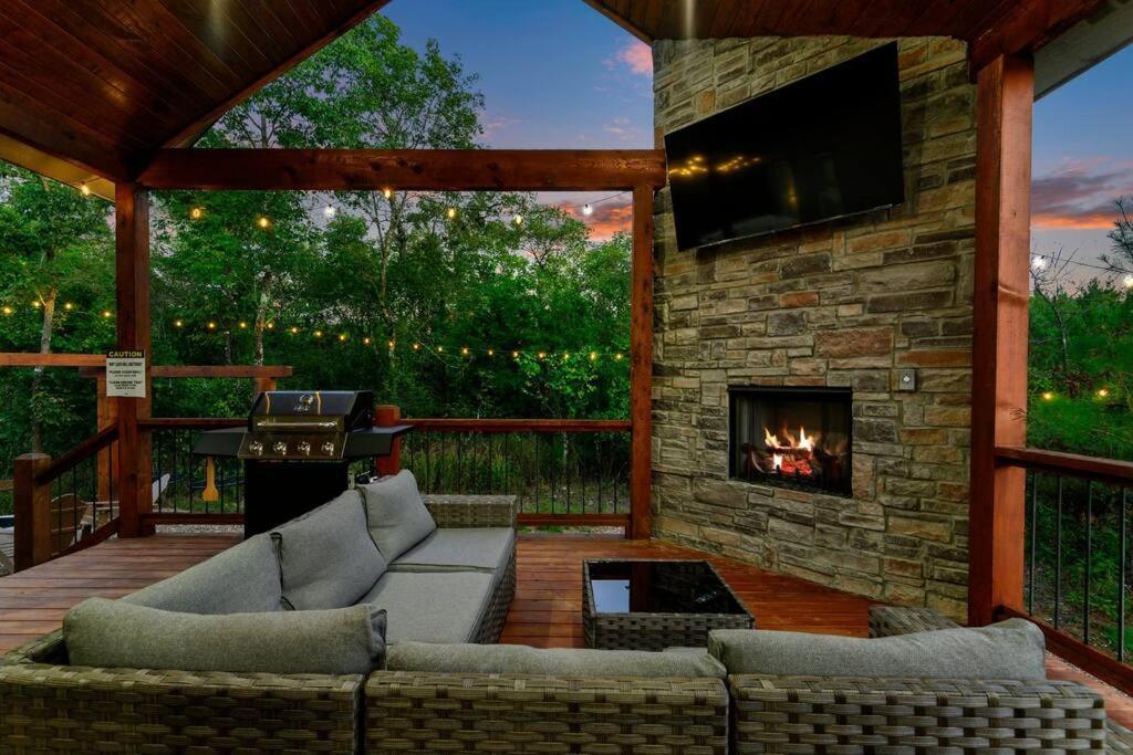 Under The Stars - Secluded, Hot Tub, Firepit, Games Villa Broken Bow Eksteriør billede