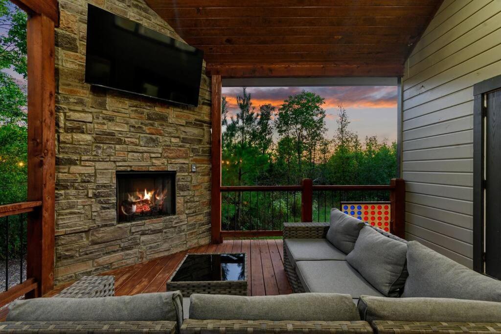 Under The Stars - Secluded, Hot Tub, Firepit, Games Villa Broken Bow Eksteriør billede